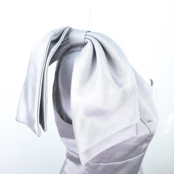 Doucette Duvall Gray One Shoulder Cocktail Dress 8 Large Shoulder Bow, Pockets - Picture 5 of 7